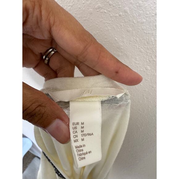 H&M Cream Rhinestone V-Neck Linen Blend Top Size M - Picture 6 of 6